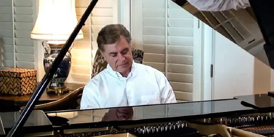 Photo of Dan Schutte